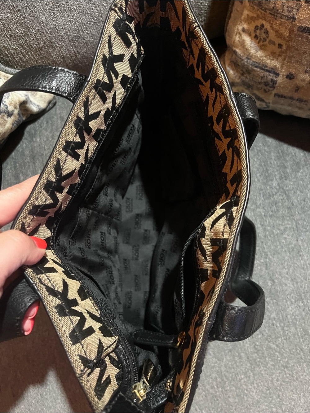 Michael Kors Black and Natural MK Logo Tote with Gold Hardware - Picture 3 of 3
